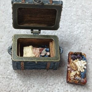 Uncle Bean's Treasure Box Zazu's Attic Trunk Hinged Trinket Box W/McNibble 2000
